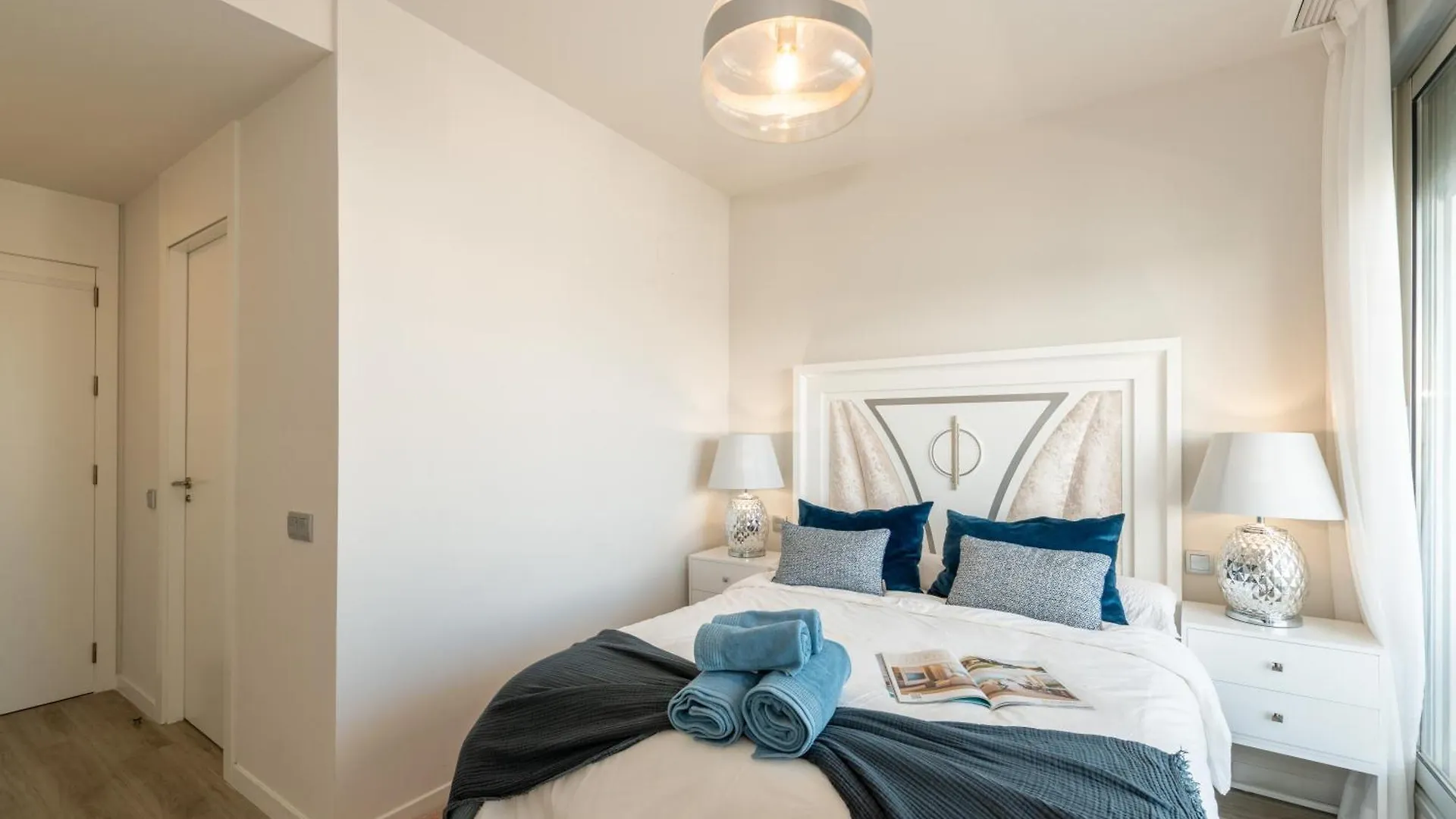 Le Mirage Modern Apartment With Sea Views Estepona Spanyolország