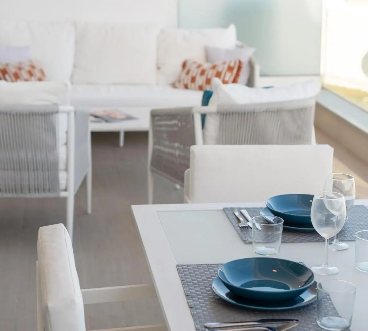 Le Mirage Modern Apartment With Sea Views Estepona Spanyolország